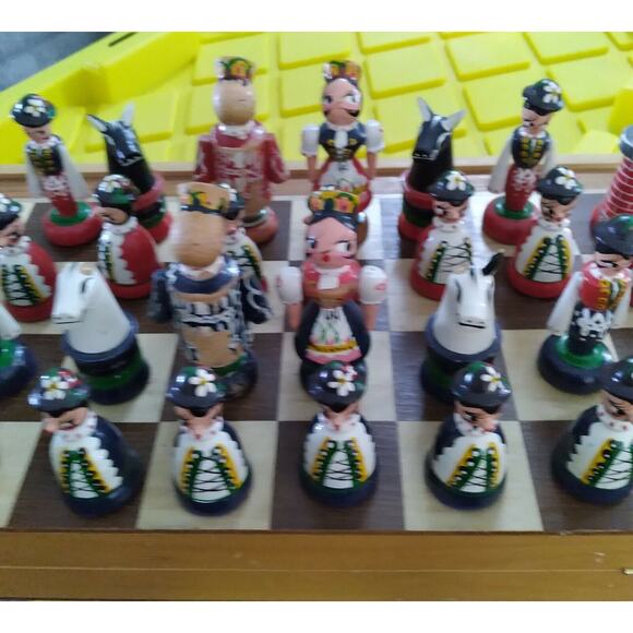 Antique Hand Painted Folk Art Wooden Chess Set Complete Eastern European - Picture 5 of 10